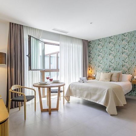 Cervantes Suites Malaga Exterior photo