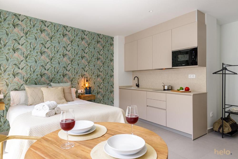 Cervantes Suites Malaga Exterior photo