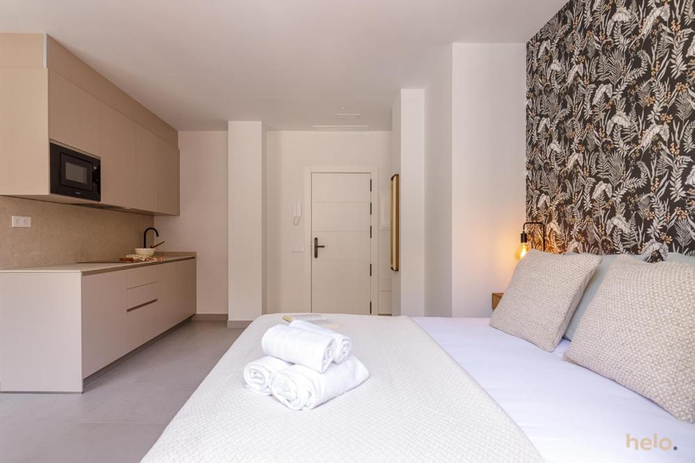 Cervantes Suites Malaga Exterior photo